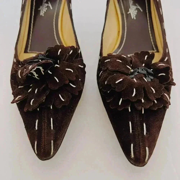 y2k Vintage Ramon Tenza Brown Suede Cream Pointed Toe Heels Flower Size 8.5 - Picture 6 of 15